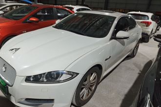 捷豹XF 2015款 XF 2.0T 风华版