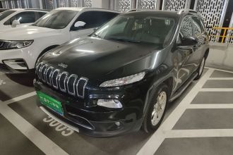 Jeep 自由光 2017款 2.0L 优越版