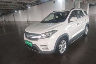东风风光 风光S560 2018款 1.8L 手动精英型 7座