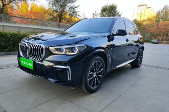 宝马X5 2022款 改款 xDrive 30Li 尊享型M运动套装