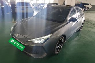 荣威i5 2023款 1.5L CVT尊荣版
