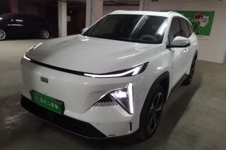 吉利银河 银河L7 2024款 1.5T 115km PLUS  龙腾版