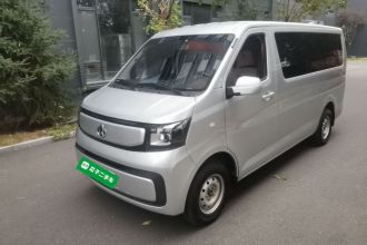长安凯程 长安睿行EM80 2025款 客运版 舒适型 6座 300km 对开门