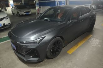 长安UNI-V 2022款 1.5T 尊贵型