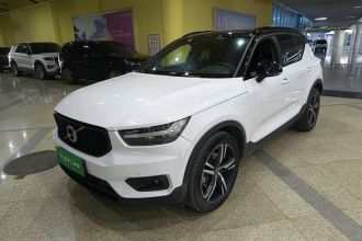 沃尔沃XC40 2021款 T4 四驱智远运动版