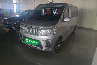 长安凯程 长安睿行M60 2023款 1.6L CNG舒适型客车6座