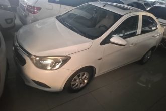 雪佛兰 2015款 赛欧3 1.3L 手动理想天窗版