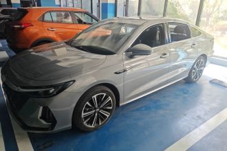 奇瑞 艾瑞泽8 2023款 1.6T DCT逸