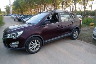 宝骏560 2016款 1.5T 手动精英型
