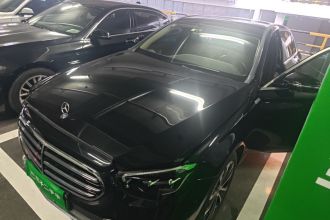 奔驰E级新能源 2023款 E 350 e L 插电式混合动力轿车