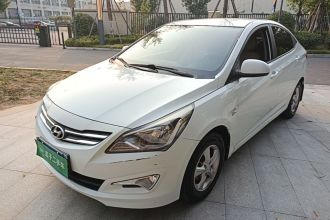 现代 瑞纳 2016款 1.4L 手动智能型GLS