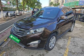 陆风X5 2016款 Plus 1.5T CVT创领版