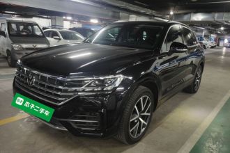 大众 途锐 2021款 3.0TSI 锐享版 经典运动套装