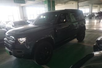 路虎卫士 2023款 改款 110 3.0T P400 X-DYNAMIC HSE