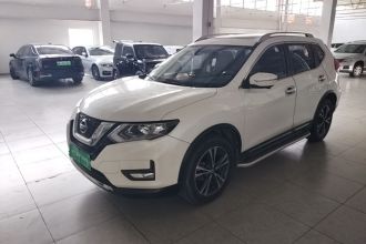 日产 奇骏 2017款 2.5L CVT豪华版 4WD