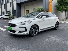 DS 5 2015款 1.8T 尊享版THP200