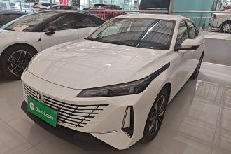 长安 逸动PHEV 2025款 智慧新蓝鲸 145KM 战舰版