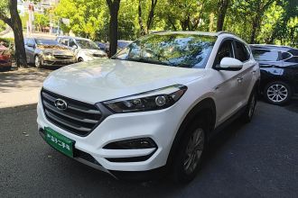 现代 途胜 2015款 1.6T 双离合两驱智能型
