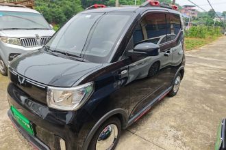 五菱汽车 宏光MINIEV 2022款 GAMEBOY 300km 玩乐款 磷酸铁锂