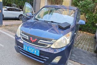 五菱汽车 五菱荣光V 2015款 1.2L标准型