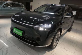 鸿蒙智行 问界M9 2025款 增程 Ultra版 52kWh 6座版