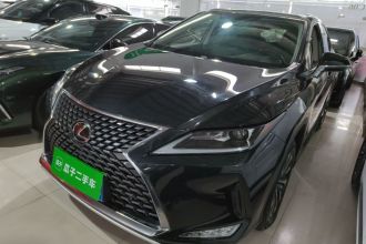 雷克萨斯RX 2020款 改款 300 两驱精英版