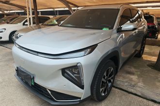 吉利银河 银河L7 2025款 EM-i 115km 远航版