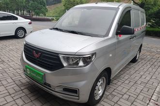 五菱汽车 五菱宏光V 2019款 1.5L劲取版封窗车国VI LAR