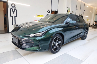 名爵 MG7 2023款 1.5T DCT至美豪华版