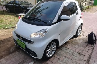 smart fortwo 2012款 1.0 MHD 硬顶激情版