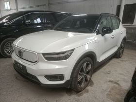 沃尔沃XC40新能源 2021款 P8 纯电 四驱智雅运动版