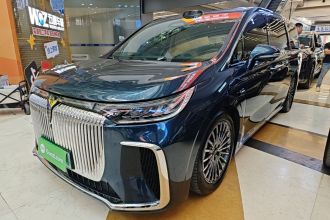 岚图汽车 岚图梦想家 2026款 PHEV 乾崑Ultra