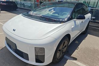 理想汽车 理想i6 2025款 两驱标准版