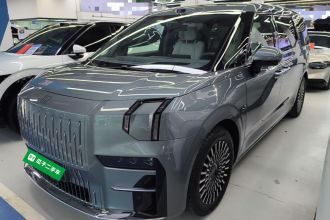 极氪009 2024款 六座行政版四驱 108kWh