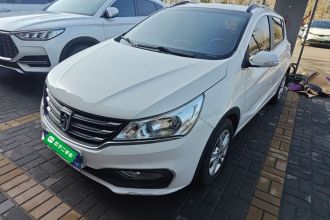 宝骏310 2016款 1.2L 手动豪华型