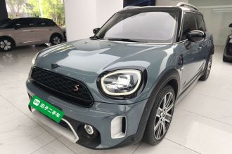 MINI Countryman 2023款 改款 2.0T COOPER S ALL4 鉴赏家
