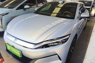 比亚迪 汉L 2025款 EV 四驱激光雷达旗舰型