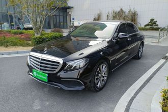 奔驰E级 2019款 E 260 L