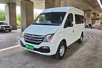 上汽大通MAXUS 新途V80 2018款 2.5T 6挡手动傲运通短轴中顶5-6座