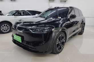 鸿蒙智行 问界M8 2025款 增程 Ultra版 53.4kWh 5座版 (192线激光雷达）
