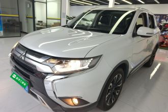 三菱 欧蓝德 2019款 2.0L 两驱畅享版 5座 国VI