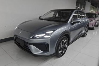 宝骏云海 2026款 140km 插混标准版