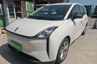 奔腾NAT 2023款 PRO 舒享出行版 425km