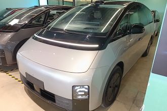 理想汽车 理想MEGA 2024款 Ultra
