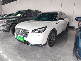 林肯 冒险家 2021款 2.0T 两驱尊雅版