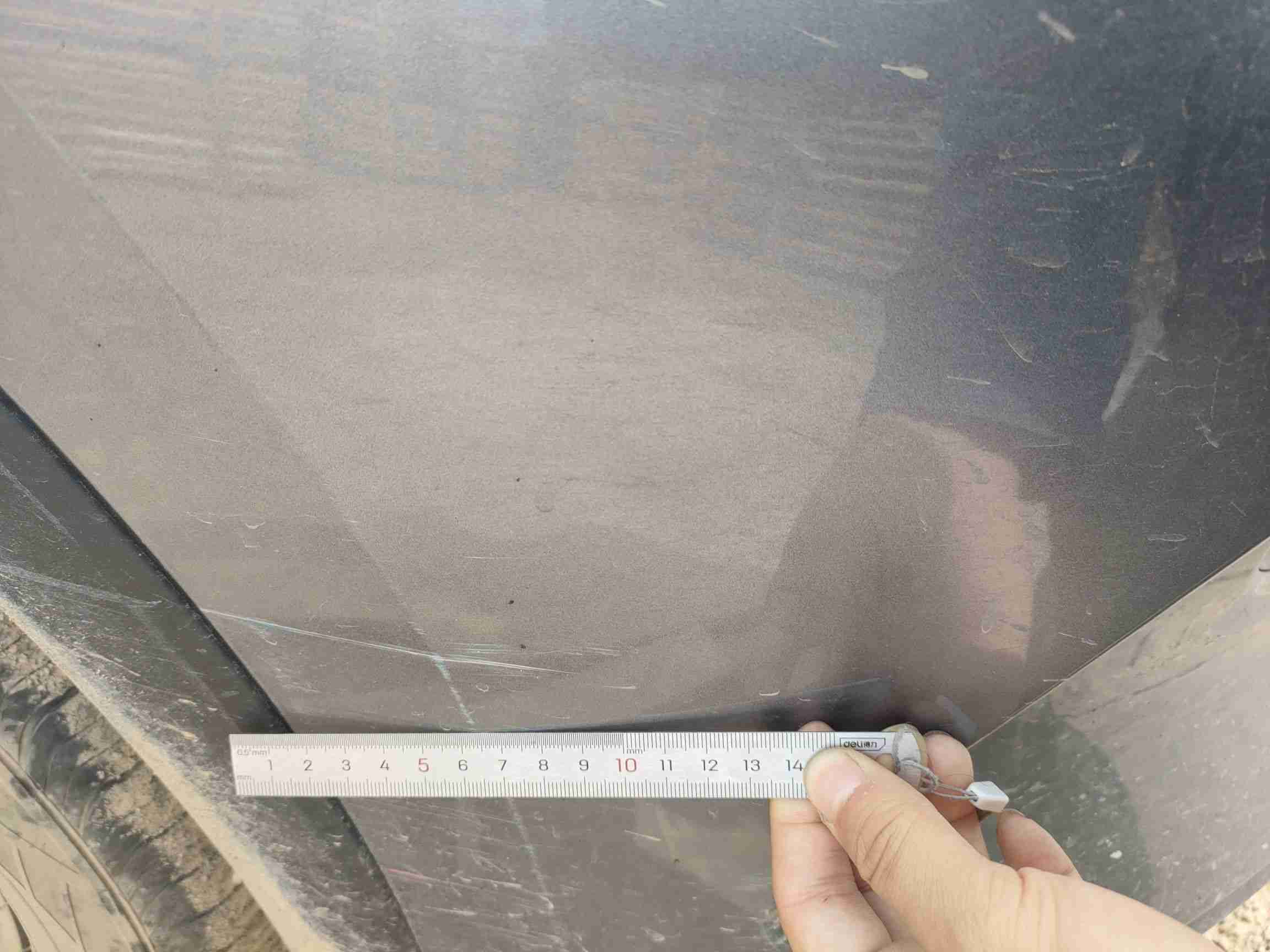 车辆前保险杠外观