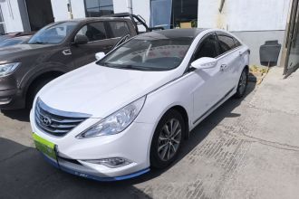 现代 索纳塔 2014款 2.0L 自动领先版