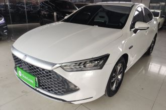 比亚迪 秦PLUS 2024款 荣耀版 DM-i 55KM领先型