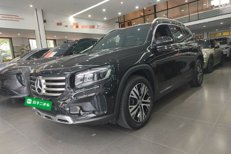 奔驰GLB 2024款 改款 GLB 220 动感型