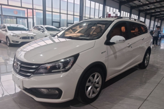 宝骏310W 2017款 1.5L 手动时尚型 国V